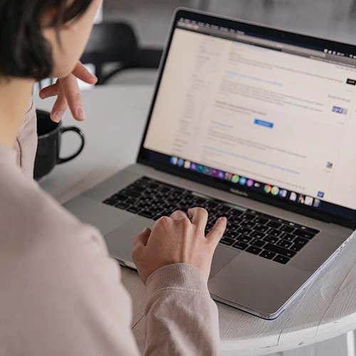 Professional Blogging Services: Tell Your Story, Connect with Your Audience, and Drive Results